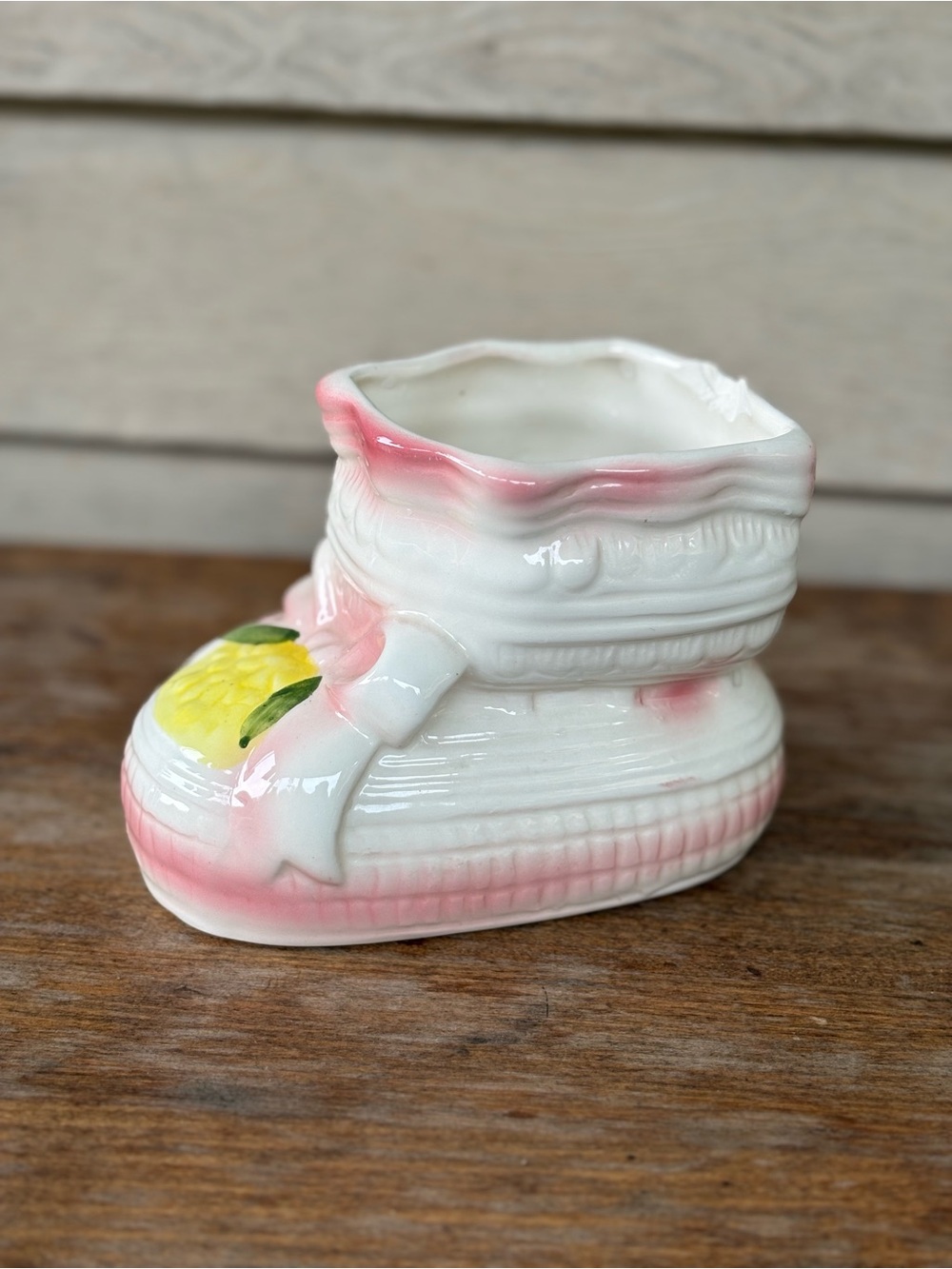 VTG ceramic baby shoe planter was made in Japan and features delicate pink trim